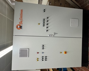 Control cabinet Assani Rearing